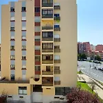 Enjoy Lisbon Cascais Sintra 1200 Metres To Metro Blue Line Sintra Rail Line Free Parking Appartement *