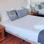 Enjoy Lisbon Cascais Sintra 1200 Metres To Metro Blue Line Sintra Rail Line Free Parking Appartement Amadora