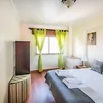 Enjoy Lisbon Cascais Sintra 1200 Metres To Metro Blue Line Sintra Rail Line Free Parking *