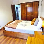 Appartement Enjoy Lisbon Cascais Sintra 1200 Metres To Metro Blue Line Sintra Rail Line Free Parking Amadora