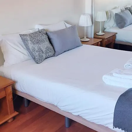 Enjoy Lisbon Cascais Sintra 1200 Metres To Metro Blue Line Sintra Rail Line Free Parking Apartment Amadora