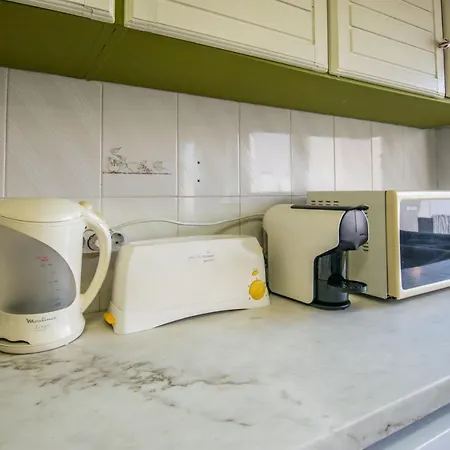 Apartment Enjoy Lisbon Cascais Sintra 1200 Metres To Metro Blue Line Sintra Rail Line Free Parking Amadora