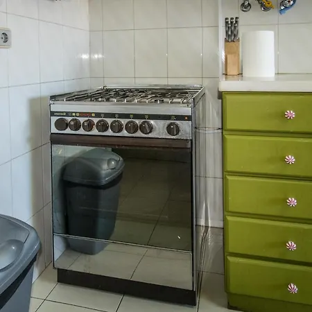Enjoy Lisbon Cascais Sintra 1200 Metres To Metro Blue Line Sintra Rail Line Free Parking Lejlighed *