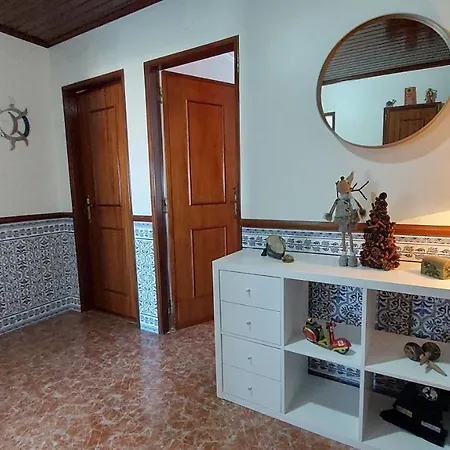 Enjoy Lisbon Cascais Sintra 1200 Metres To Metro Blue Line Sintra Rail Line Free Parking Apartment *