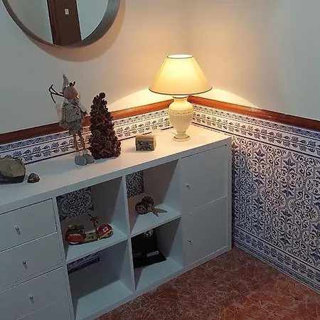 Enjoy Lisbon Cascais Sintra 1200 Metres To Metro Blue Line Sintra Rail Line Free Parking Amadora