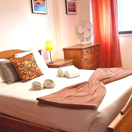 Enjoy Lisbon Cascais Sintra 1200 Metres To Metro Blue Line Sintra Rail Line Free Parking Lejlighed *