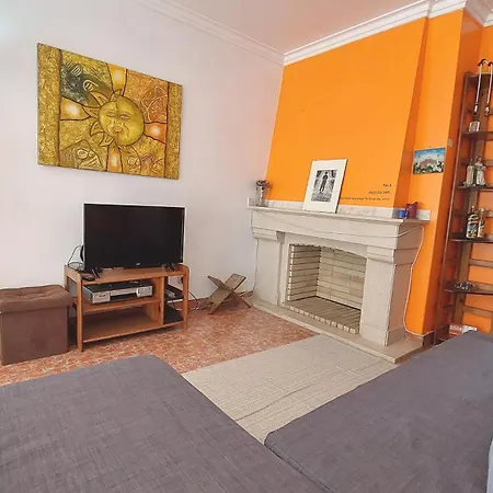 Appartement Enjoy Lisbon Cascais Sintra 1200 Metres To Metro Blue Line Sintra Rail Line Free Parking Amadora