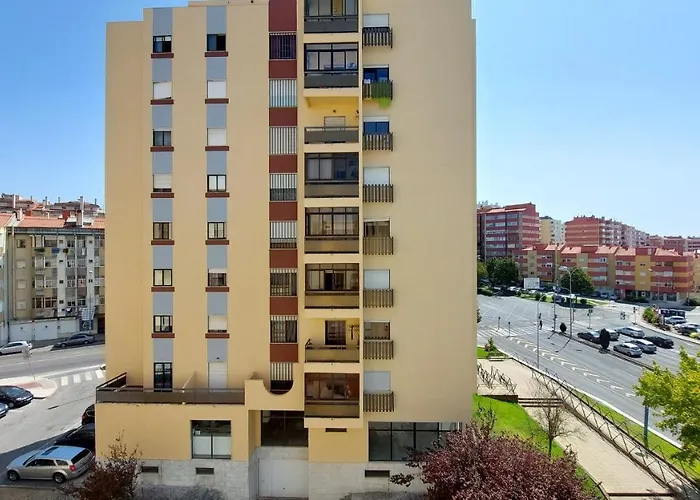 Enjoy Lisbon Cascais Sintra 1200 Metres To Metro Blue Line Sintra Rail Line Free Parking Apartman *
