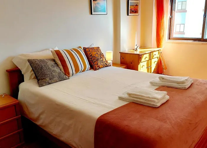 Appartement Enjoy Lisbon Cascais Sintra 1200 Metres To Metro Blue Line Sintra Rail Line Free Parking