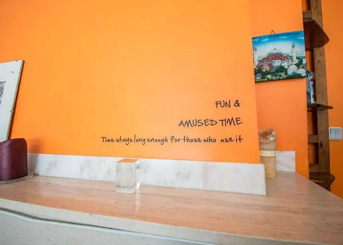 Appartement Enjoy Lisbon Cascais Sintra 1200 Metres To Metro Blue Line Sintra Rail Line Free Parking