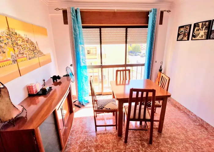Appartement Enjoy Lisbon Cascais Sintra 1200 Metres To Metro Blue Line Sintra Rail Line Free Parking *