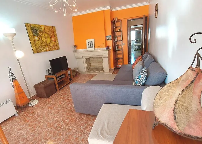 Enjoy Lisbon Cascais Sintra 1200 Metres To Metro Blue Line Sintra Rail Line Free Parking Apartman Amadora