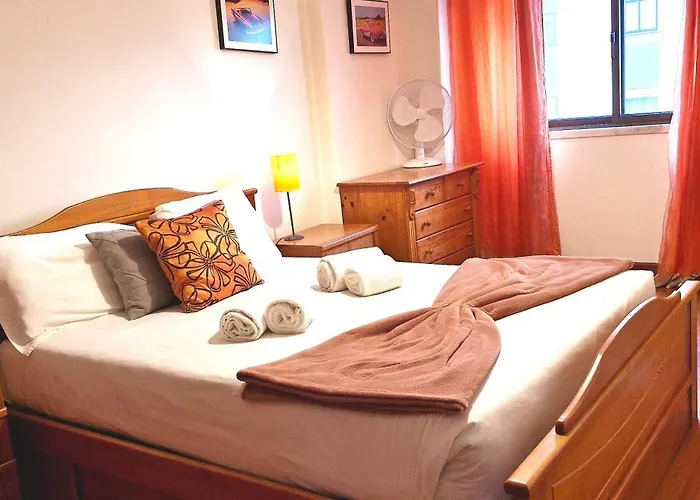 Enjoy Lisbon Cascais Sintra 1200 Metres To Metro Blue Line Sintra Rail Line Free Parking Appartement *