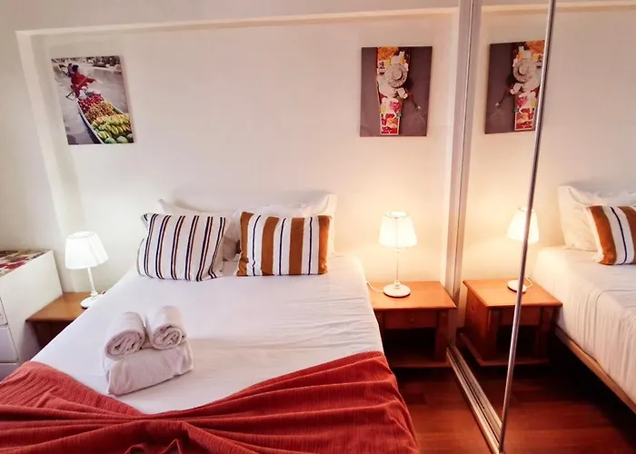Appartamento Enjoy Lisbon Cascais Sintra 1200 Metres To Metro Blue Line Sintra Rail Line Free Parking *