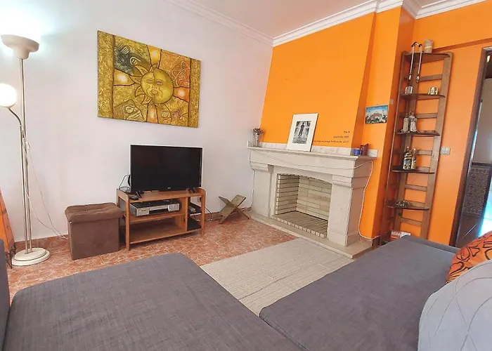 Apartman Enjoy Lisbon Cascais Sintra 1200 Metres To Metro Blue Line Sintra Rail Line Free Parking Amadora